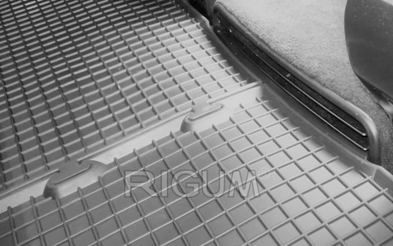 Rubber mats suitable for MERCEDES V-Klasse 2nd row 2014-