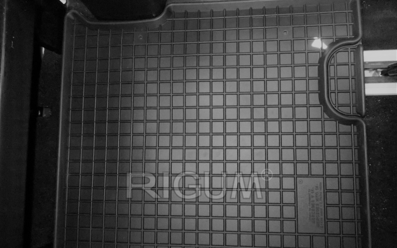 Rubber mats suitable for MERCEDES V-Klasse 2nd row 2014-