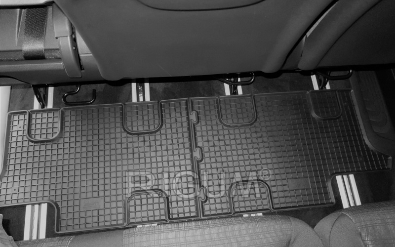 Резиновые коврики подходят для автомобилей MERCEDES Vito 3-ий ряд 2014-