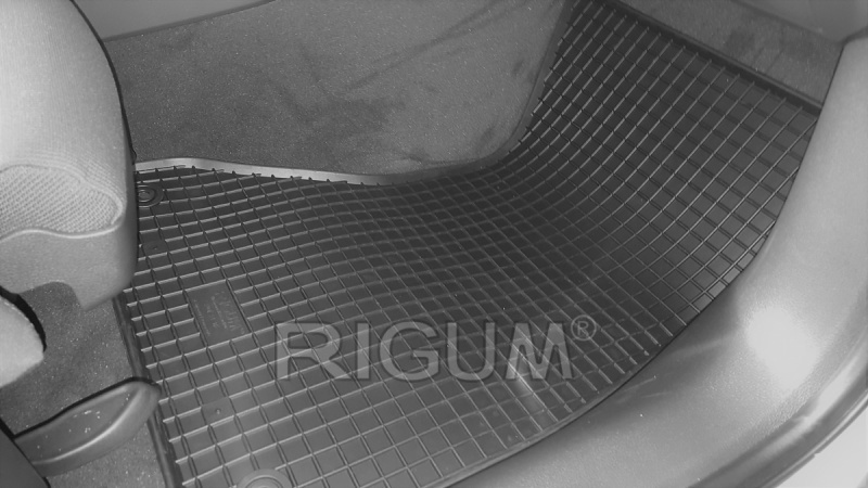 Rubber mats suitable for AUDI A4 2016-