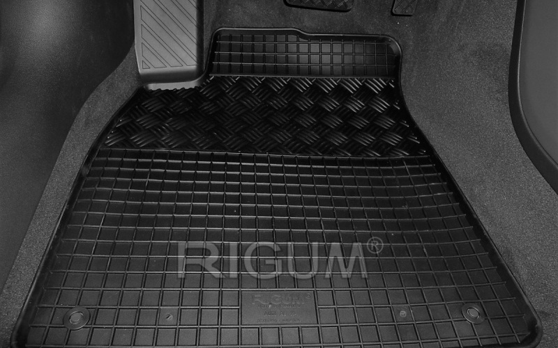 Rubber mats suitable for AUDI A6 2011-