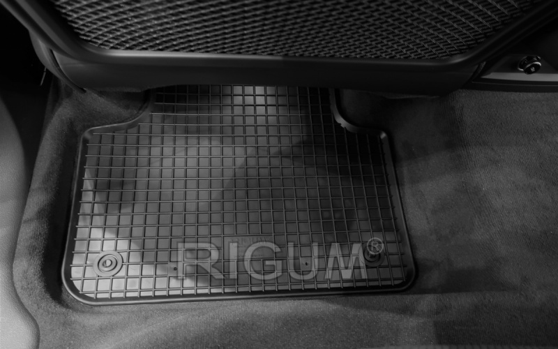 Rubber mats suitable for AUDI Q7 2015-
