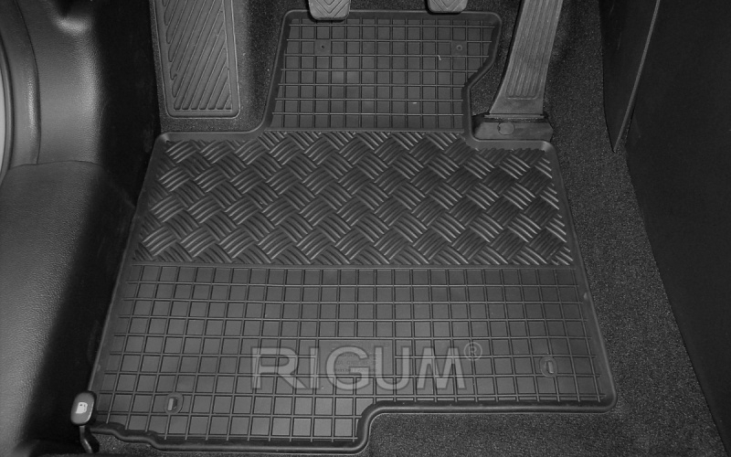 Rubber mats suitable for KIA Carens 5m 2013-