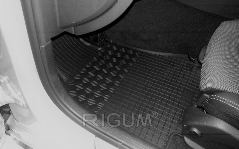 Rubber mats suitable for MERCEDES C-Klasse 2007-