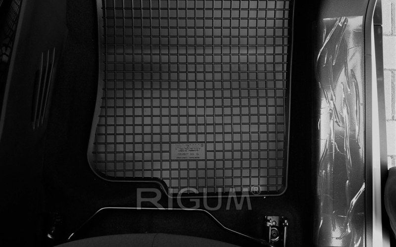 Rubber mats suitable for PEUGEOT 208 2012-