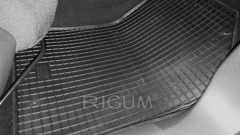 Rubber mats suitable for PEUGEOT 308 SW 2014-