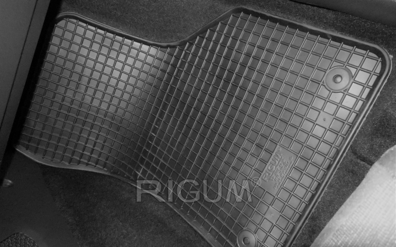 Rubber mats suitable for VW Golf VII 2012-