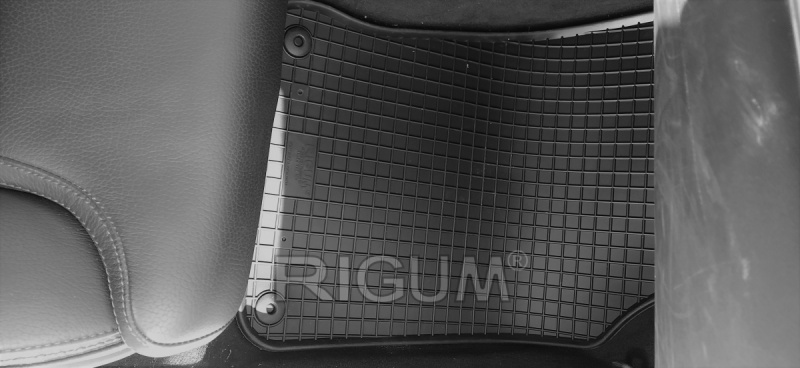 Rubber mats suitable for VOLVO V90 2016-
