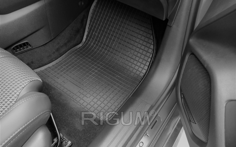 Резиновые коврики подходят для автомобилей CITROËN ë-C4 2021-