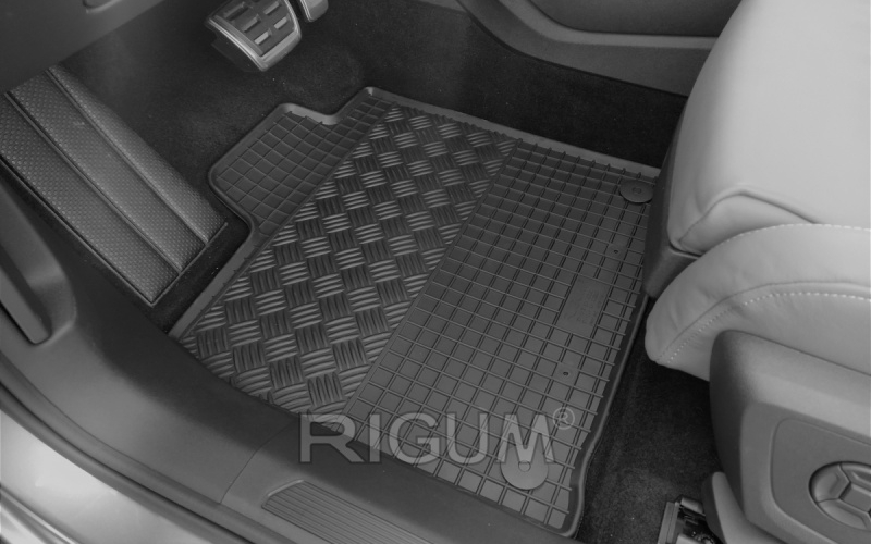 Резиновые коврики подходят для автомобилей AUDI Q4 e-tron 2021-