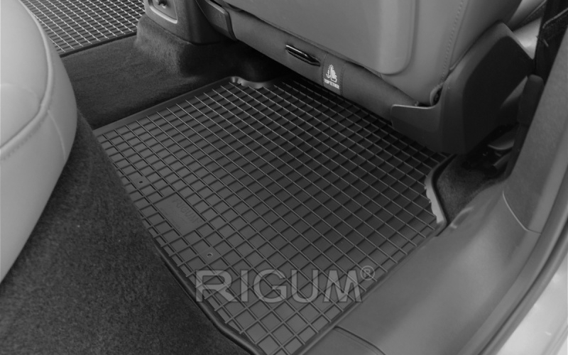 Резиновые коврики подходят для автомобилей AUDI Q4 e-tron 2021-