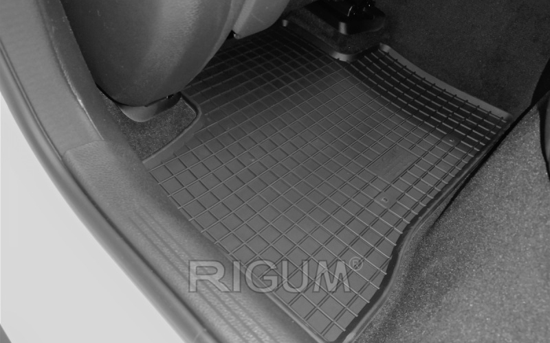 Rubber mats suitable for MERCEDES GLCe 2015-