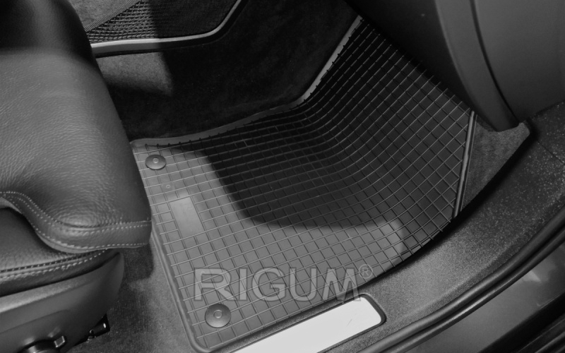 Rubber mats suitable for VOLVO V60 2018-