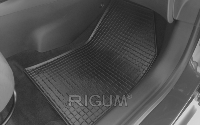 Rubber mats suitable for OPEL Crossland 2020-