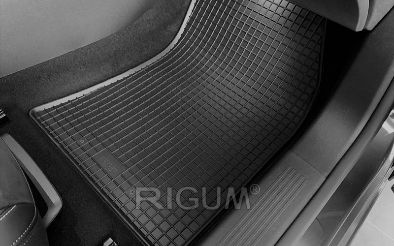 Резиновые коврики подходят для автомобилей PEUGEOT 308 HB Hybrid 2022-