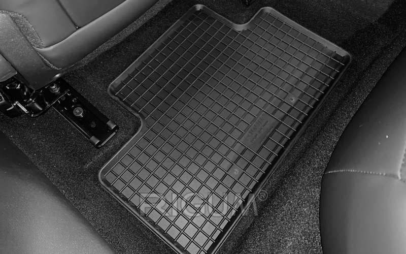 Rubber mats suitable for PEUGEOT 308 HB Hybrid 2022-