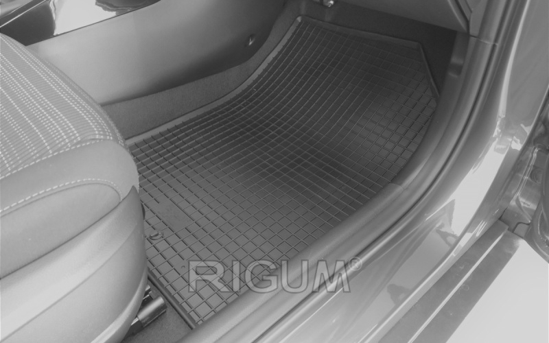 Резиновые коврики подходят для автомобилей KIA Rio 2021-