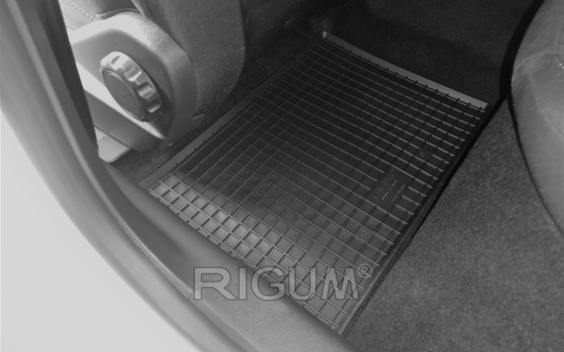 Rubber mats suitable for FORD Focus Hybrid 2020-