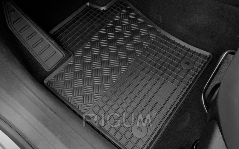 Rubber mats suitable for JEEP Renegade MHEV 2021-