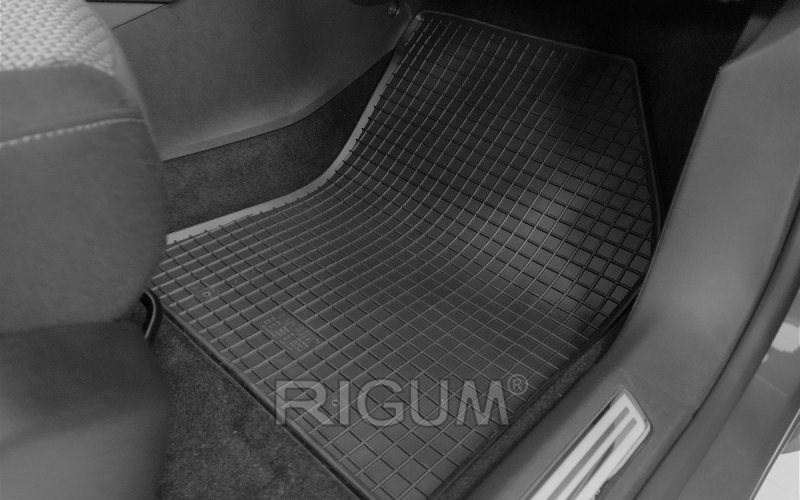 Резиновые коврики подходят для автомобилей PEUGEOT 3008 2016-