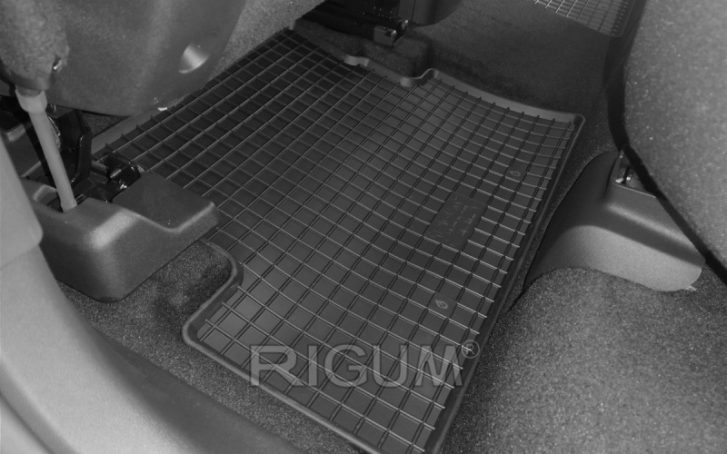 Резиновые коврики подходят для автомобилей PEUGEOT 3008 2016-