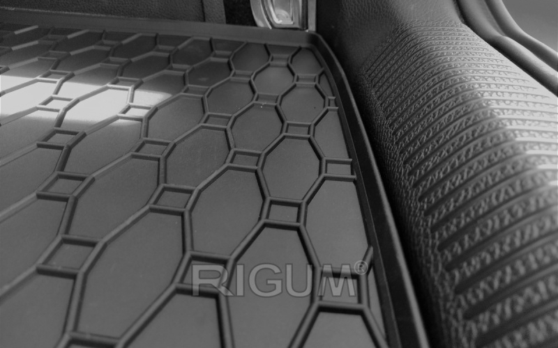 Rubber mats suitable for VW Passat Variant 2005- (B6)