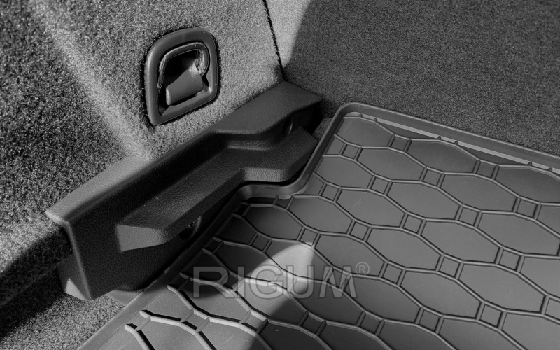Резиновые коврики подходят для автомобилей VW Golf VII Hatchback 2012-