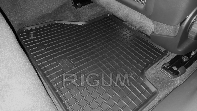 Rubber mats suitable for AUDI A4 2020-