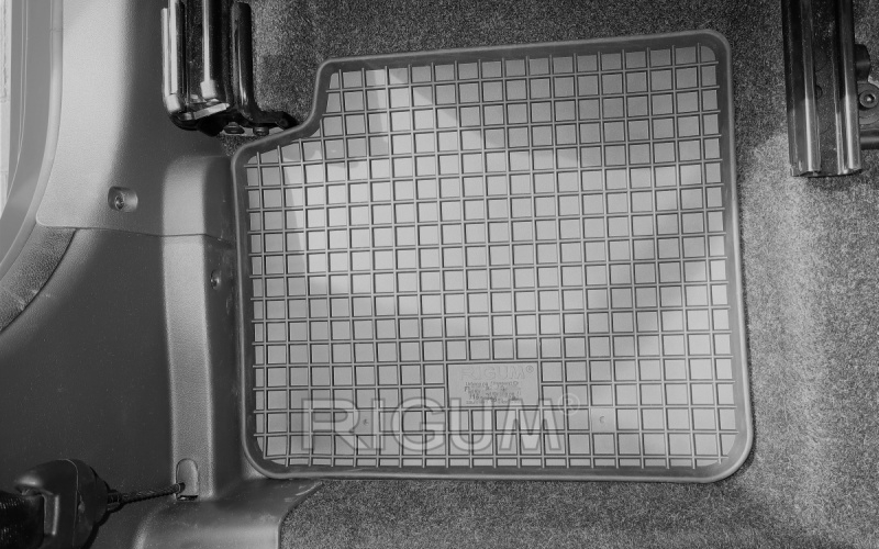 Rubber mats suitable for FIAT 500 2008-