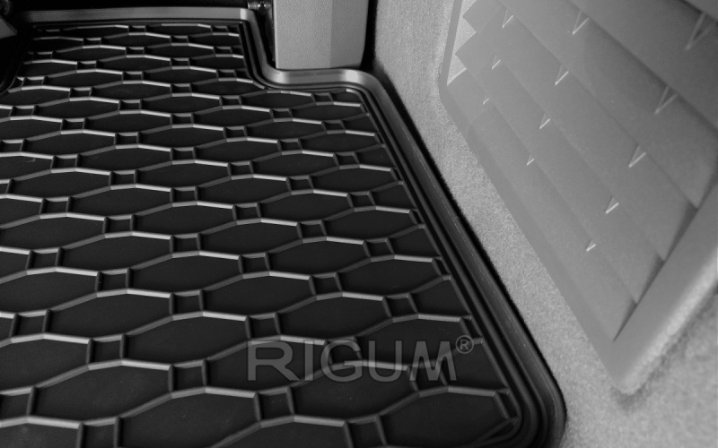 Rubber mats suitable for VW T7 Multivan 2022- L1