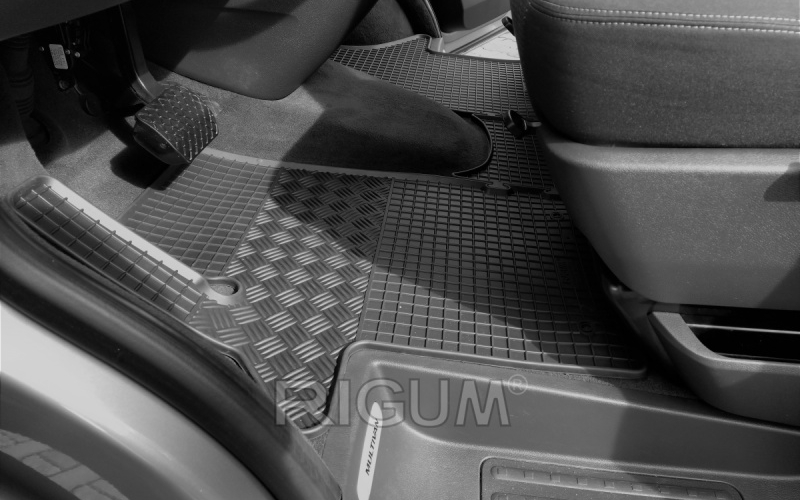 Gummimatten passend für VW T 6 Transporter/Caravelle/Multivan 2 Sitzer 2015- + TUNEL