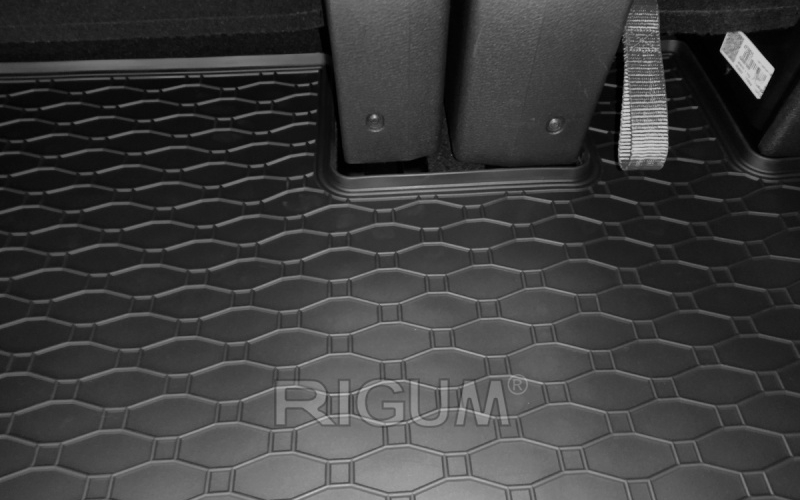 Rubber mats suitable for PEUGEOT Traveller L2 2016-