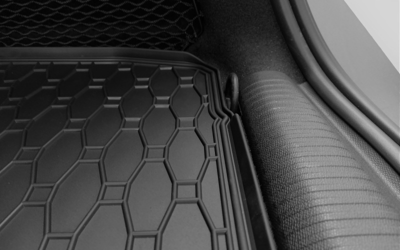 Резиновые коврики подходят для автомобилей PEUGEOT 308 SW Hybrid 2022-