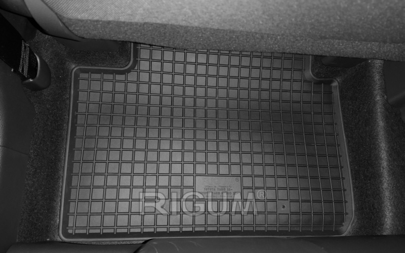 Rubber mats suitable for TOYOTA Yaris Cross Hybrid 2021-