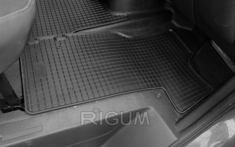 Резиновые коврики подходят для автомобилей OPEL Movano 3m 2011-
