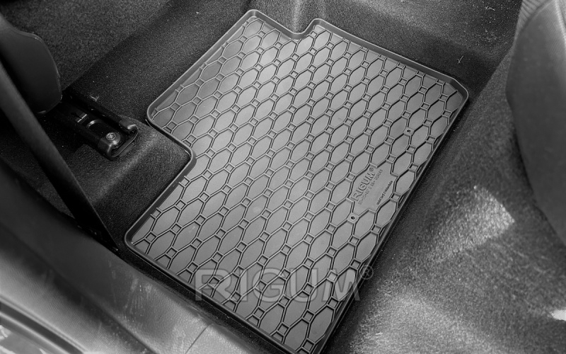 Rubber mats suitable for TOYOTA Aygo X 2022-