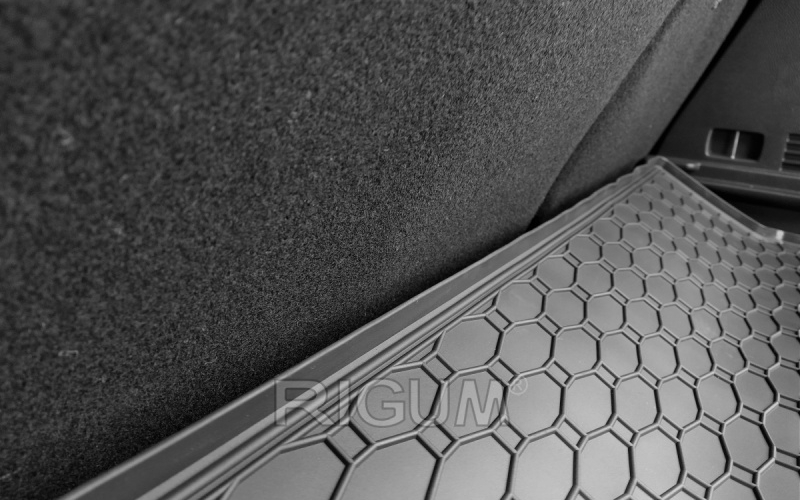 Резиновые коврики подходят для автомобилей Kia Stonic 2021-