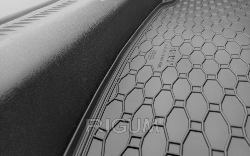 Rubber mats suitable for MERCEDES E-Klasse Sedan 2016-