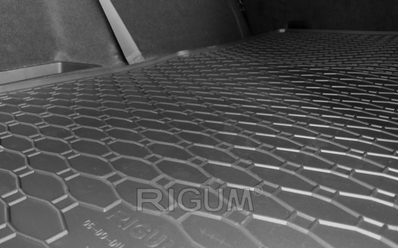 Резиновые коврики подходят для автомобилей DODGE Durango 2019-