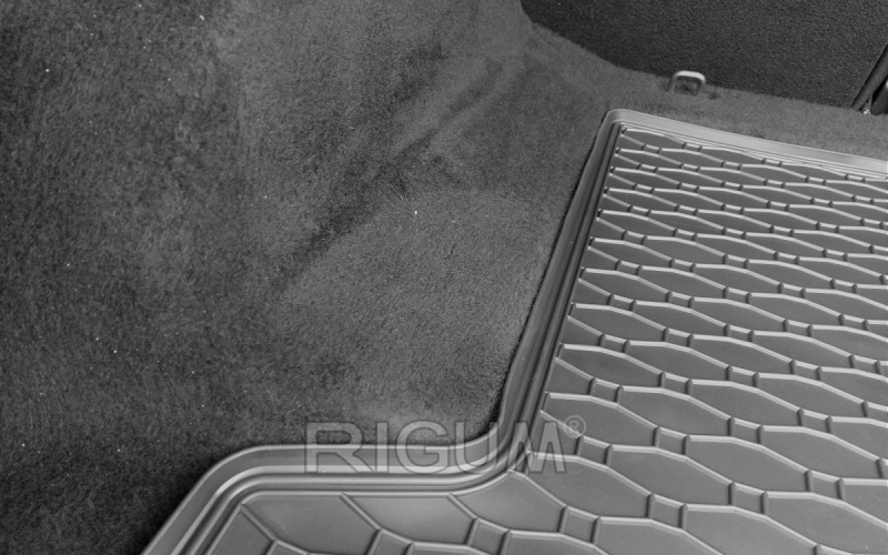 Резиновые коврики подходят для автомобилей OPEL Insignia Grandsport 2017-