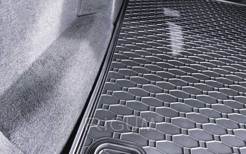 Резиновые коврики подходят для автомобилей VOLVO V90 2016-