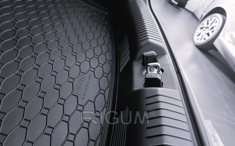 Резиновые коврики подходят для автомобилей HYUNDAI I30 Hatchback MHEV 2021-