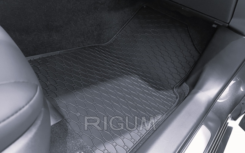 Rubber mats suitable for TOYOTA Camry 2018-