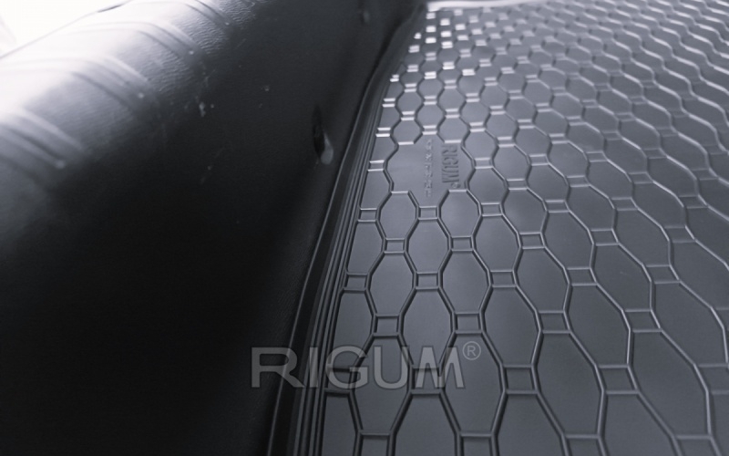 Rubber mats suitable for PEUGEOT 308 Hatchback 2013-