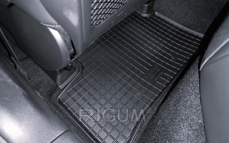 Rubber mats suitable for MERCEDES CLA SHOOTING BREAK 2020-