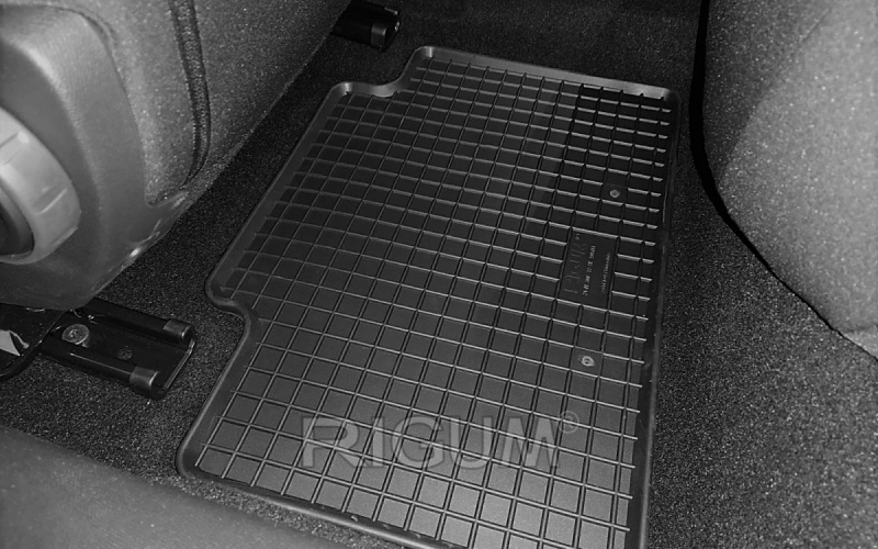 Rubber mats suitable for OPEL Astra L Sports Tourer Hybrid 2024-
