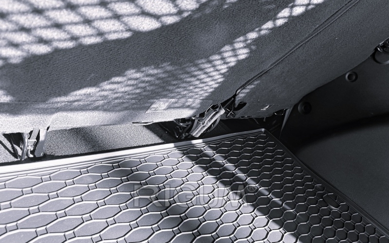 Резиновые коврики подходят для автомобилей DACIA Dokker 2012-