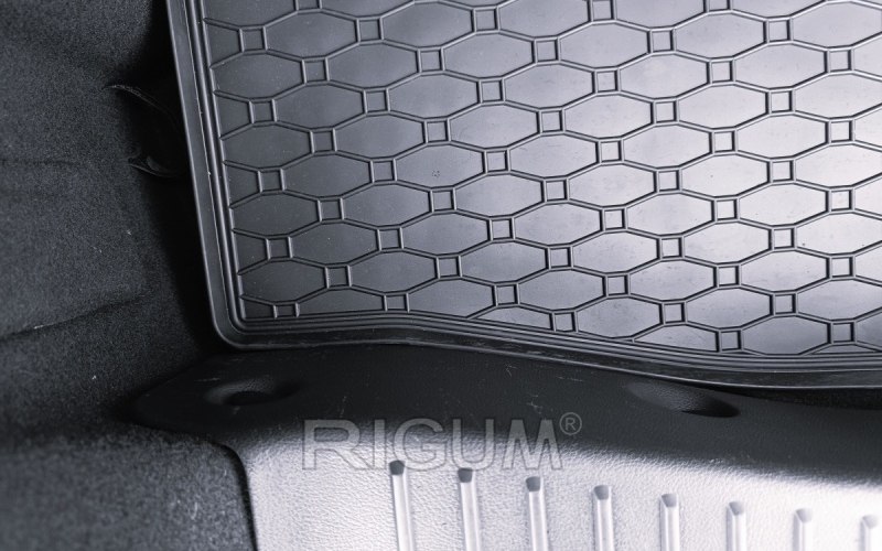 Резиновые коврики подходят для автомобилей FORD Focus Hatchback 2011-