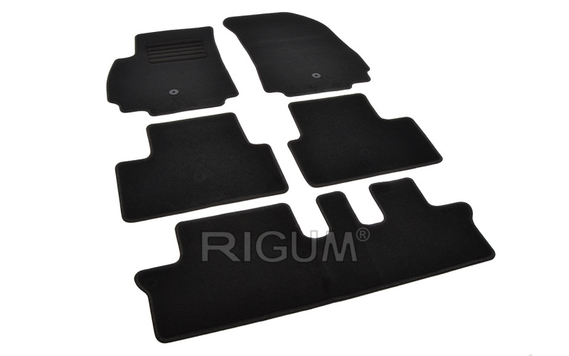 The textile carpets fit to Chevrolet Orlando 2011- 7m