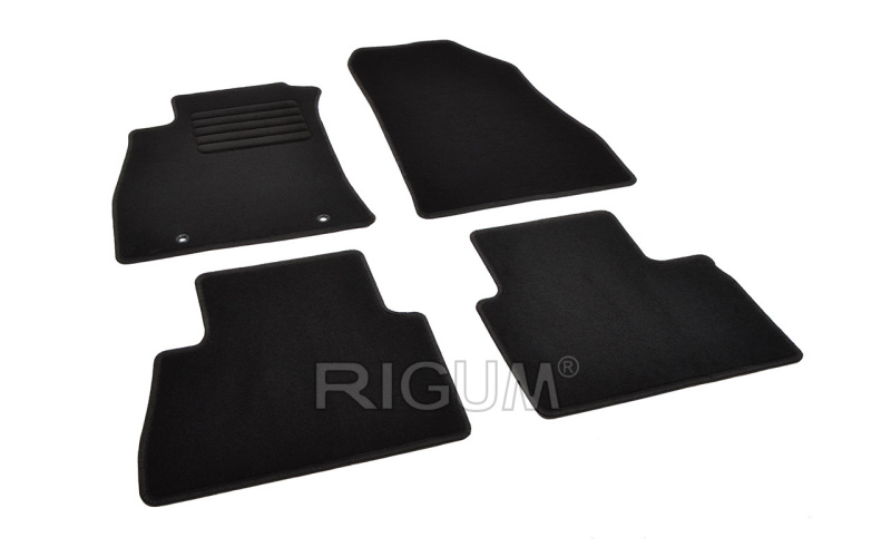 The textile carpets fit to Nissan Juke 2010-2020